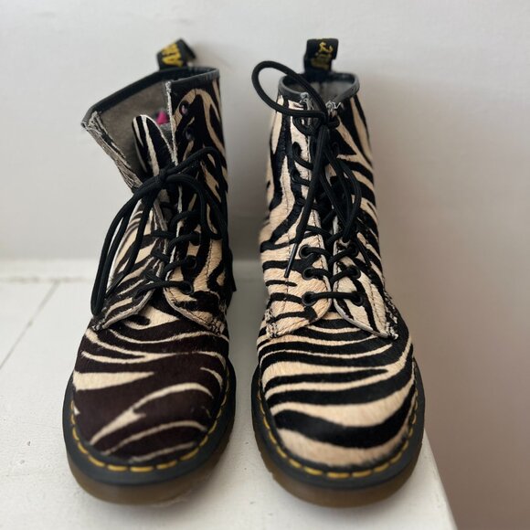 Doc Dr. Martens Zebra Print Pony Hair-on real fur leather boots rare unisex - Picture 2 of 11